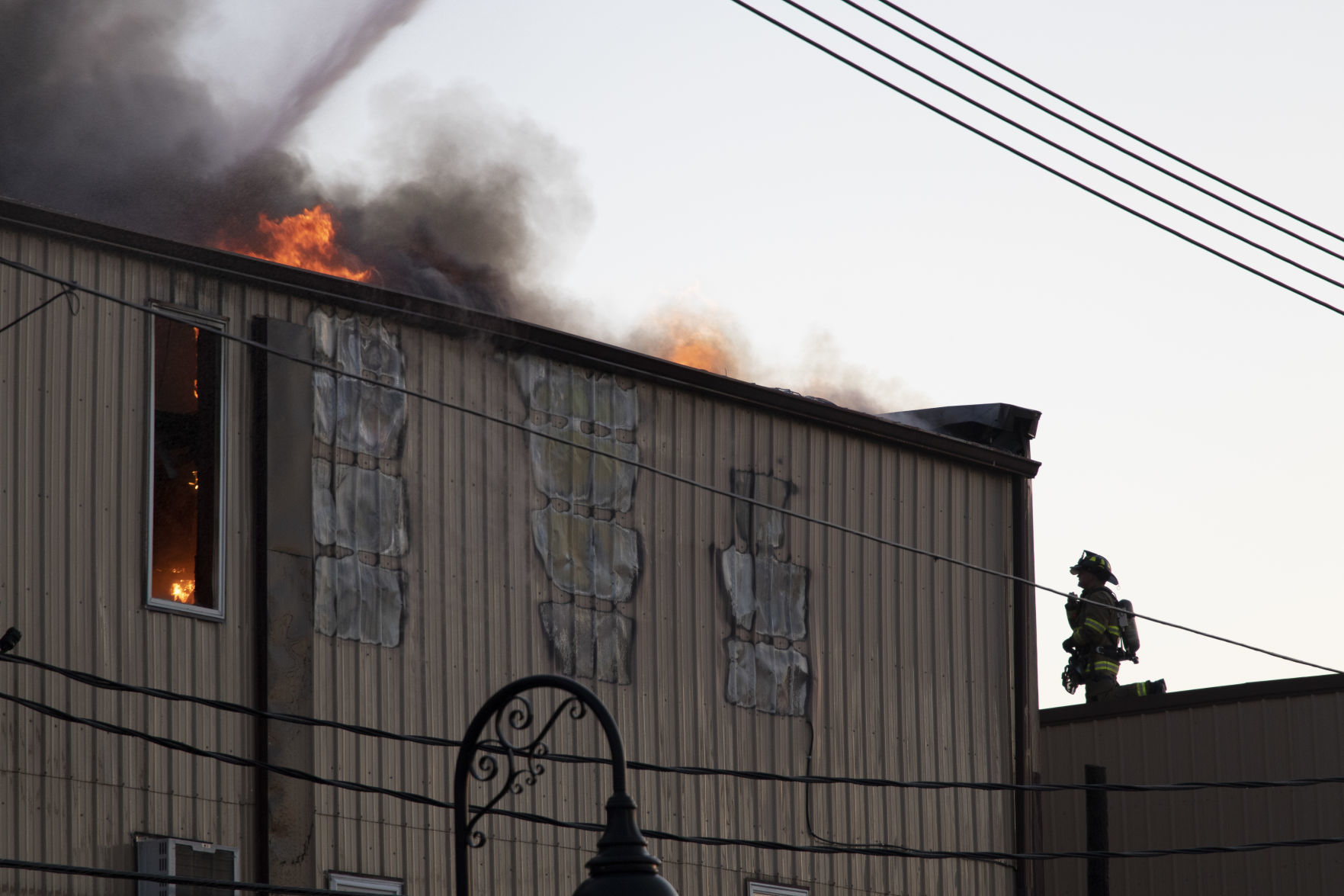 Shores Building Fire 5 (03/21/19)